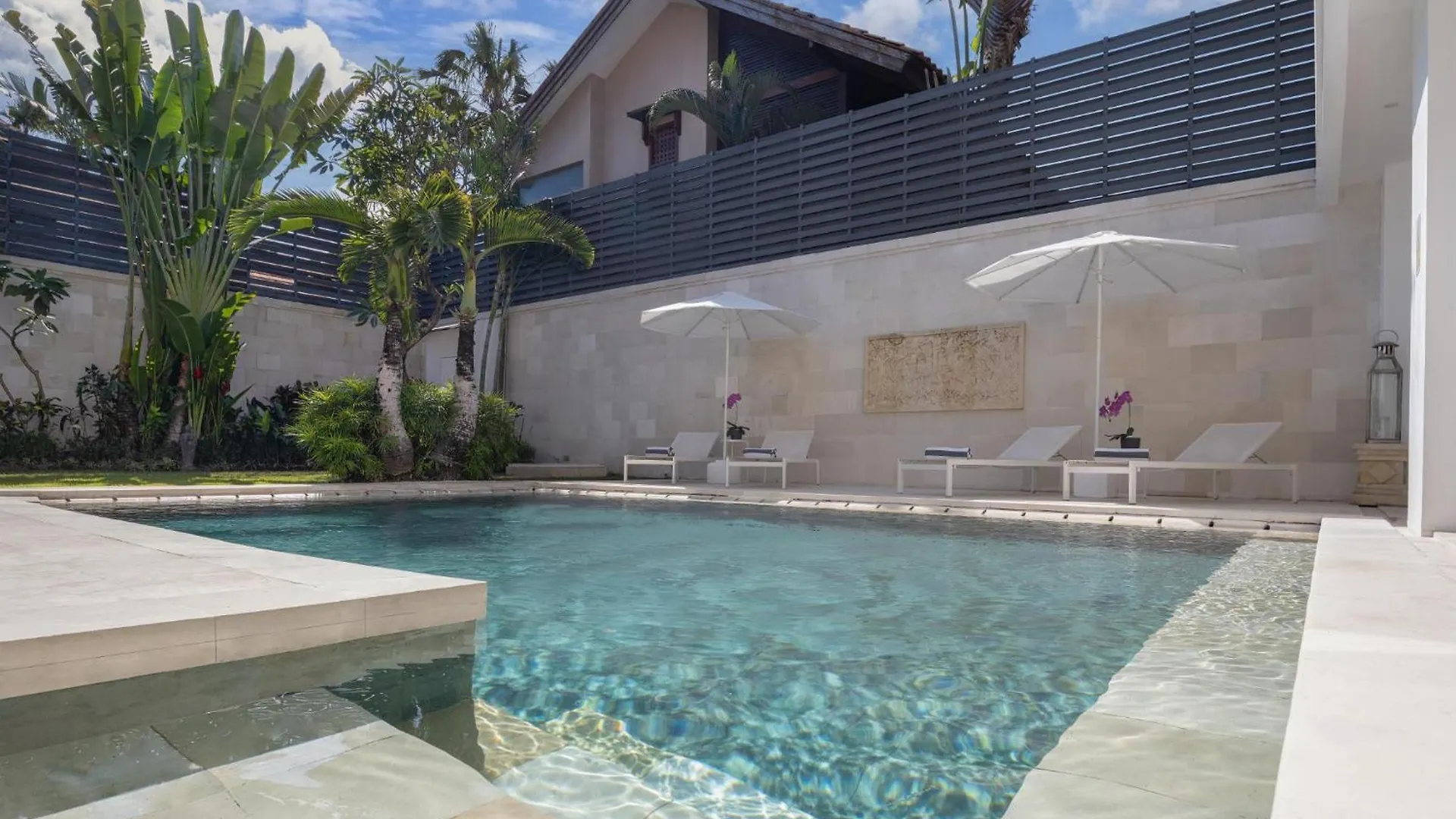 Villa Manis Cantik Seminyak